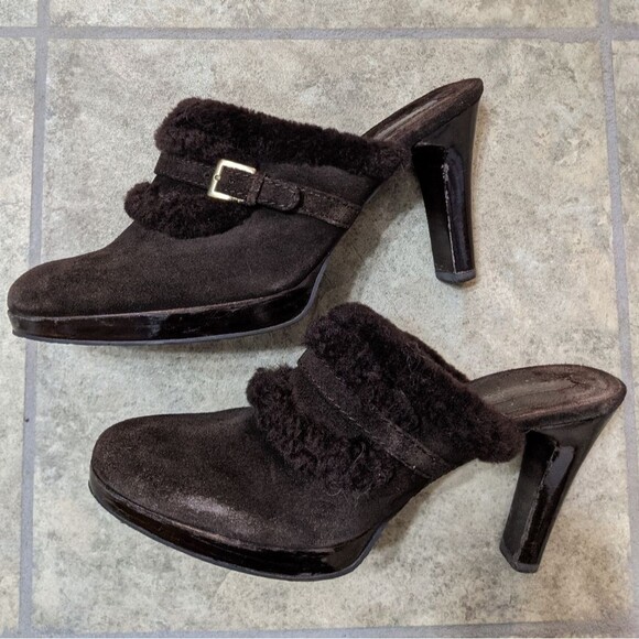 ENZO ANGIOLINI Eastercero Brown Suede Fur
Mules 7 - Picture 3 of 12